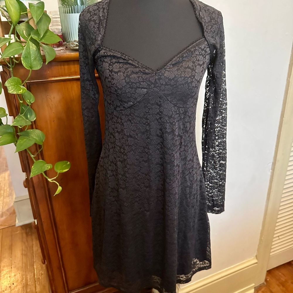 H&M Black Long Sleeve Lace Dress